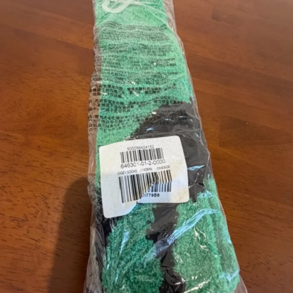 Old Navy Dinosaur Santa Cozy Socks NWT.